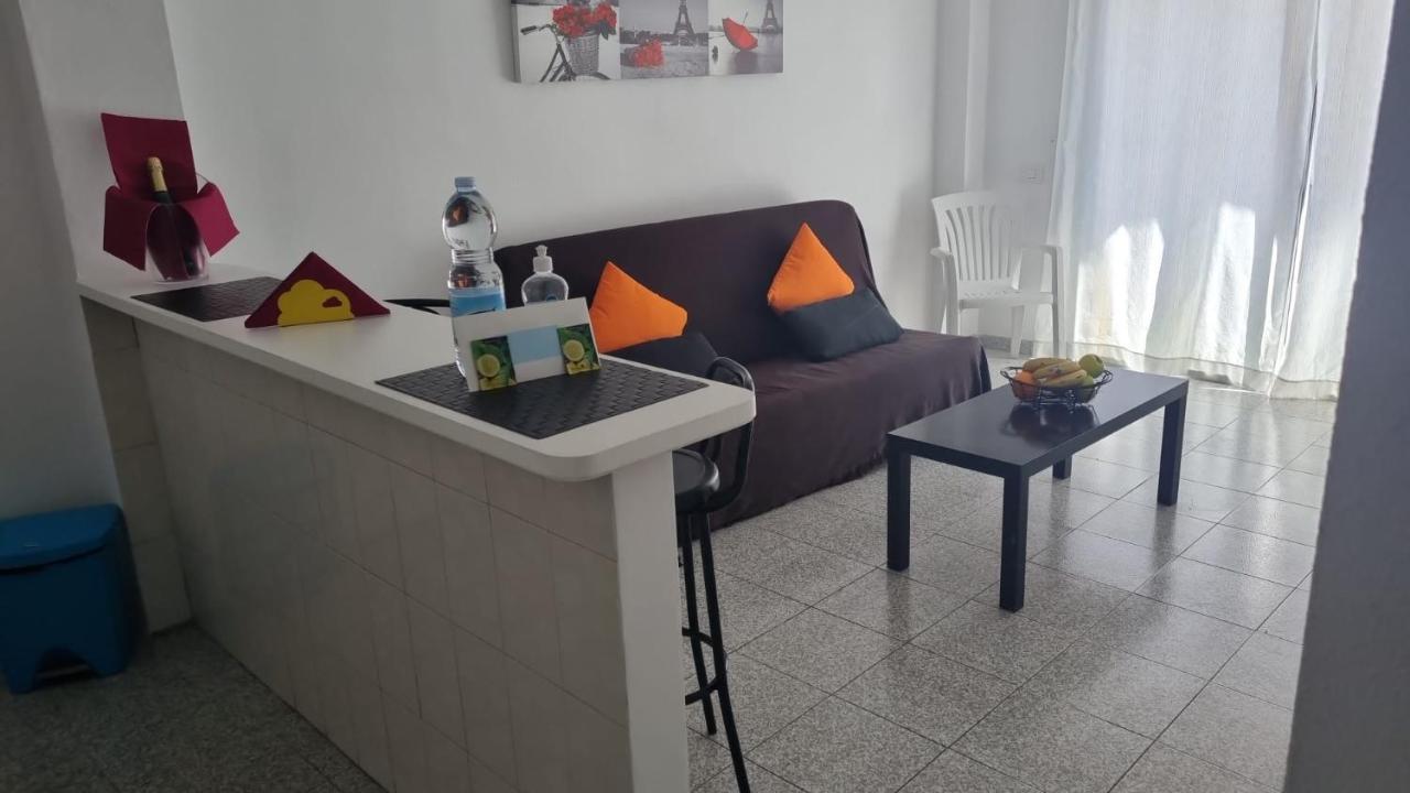 Vivienda Vacacional A 50 Metros De La Playa Puerto de Santiago  Exterior foto